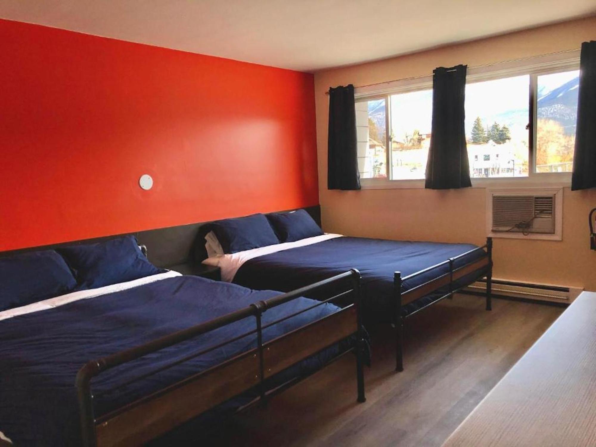 Canterbury Inn Invermere Luaran gambar